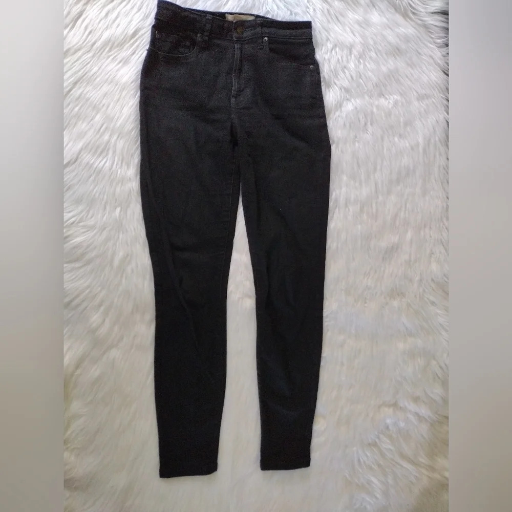 EVERLANE The Curvy High Rise Skinny Jean in Black size 26R